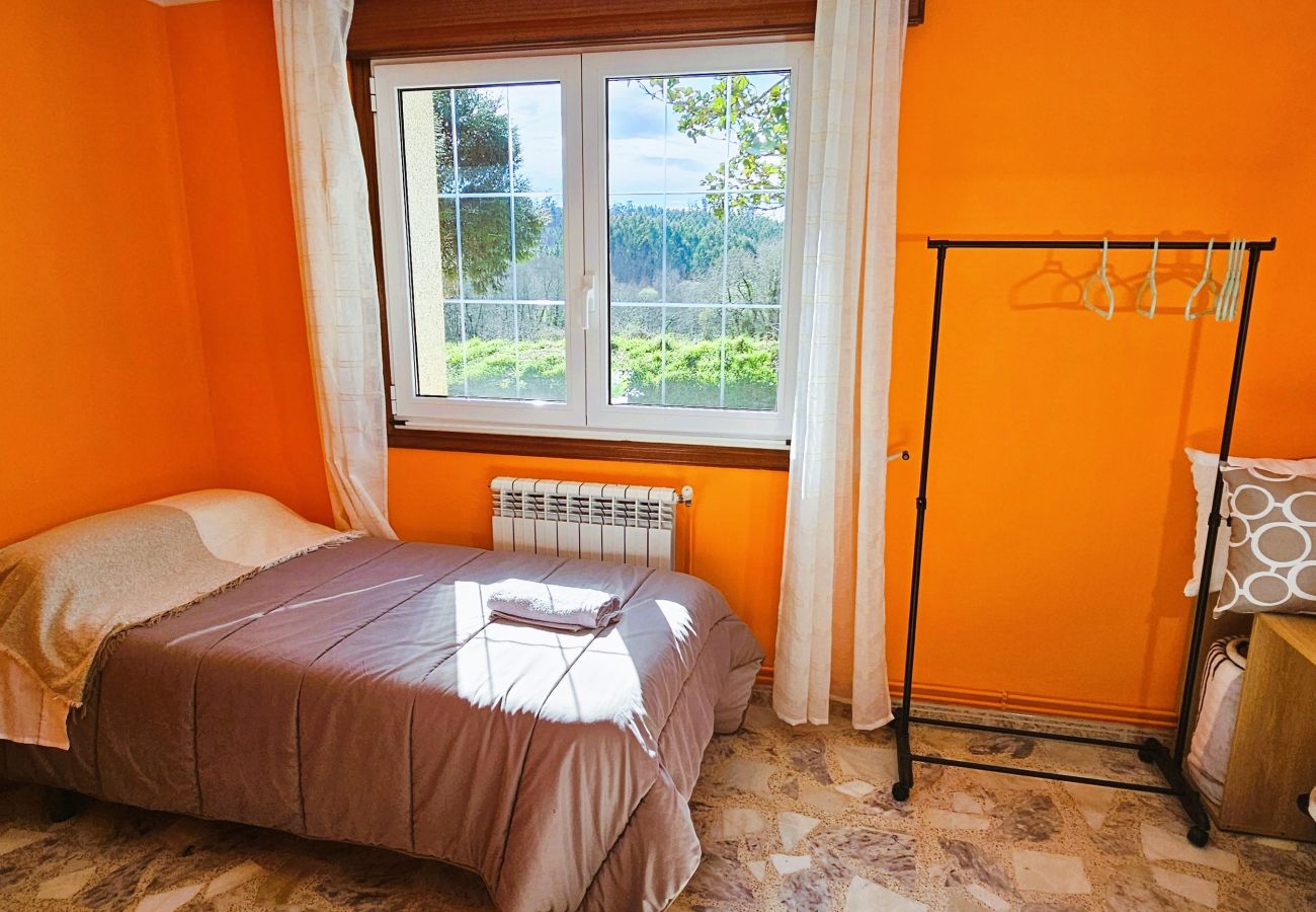 Landhaus in Ordes - Casa Do San Paio