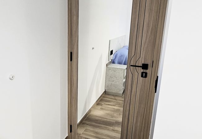 Rent by room in Santiago de Compostela - Santiago, Romero Donallo 1 Rent by room in Santiago de Compostela - Santiago, Romero Donallo 1