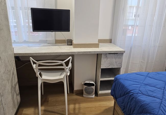 Rent by room in A Coruña ciudad - A Coruña Rent by room in A Coruña ciudad - A Coruña