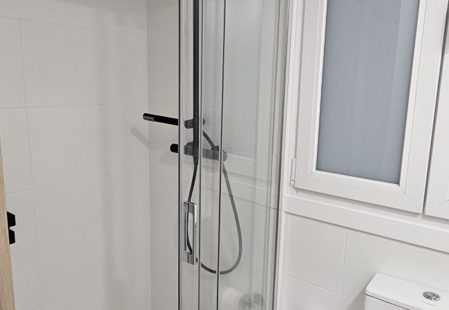Rent by room in A Coruña ciudad - A Coruña Rent by room in A Coruña ciudad - A Coruña