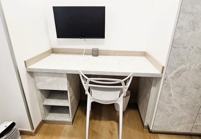 Rent by room in A Coruña ciudad - A Coruña Rent by room in A Coruña ciudad - A Coruña