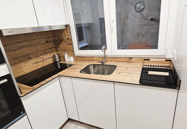 Rent by room in A Coruña ciudad - A Coruña Rent by room in A Coruña ciudad - A Coruña