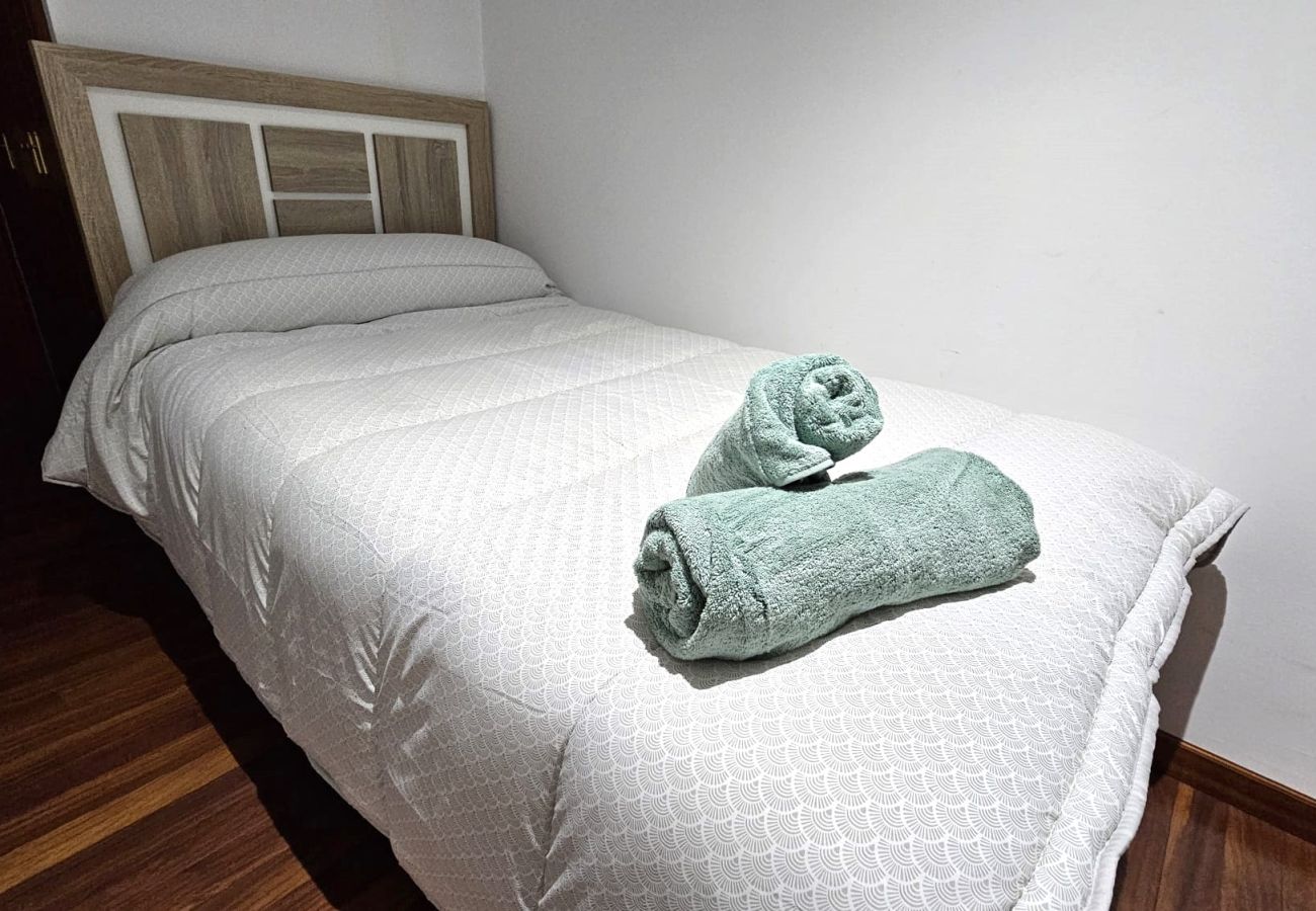 Rent by room in Santiago de Compostela - Santiago Garcia Prieto