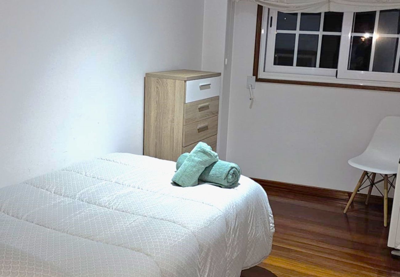 Rent by room in Santiago de Compostela - Santiago Garcia Prieto