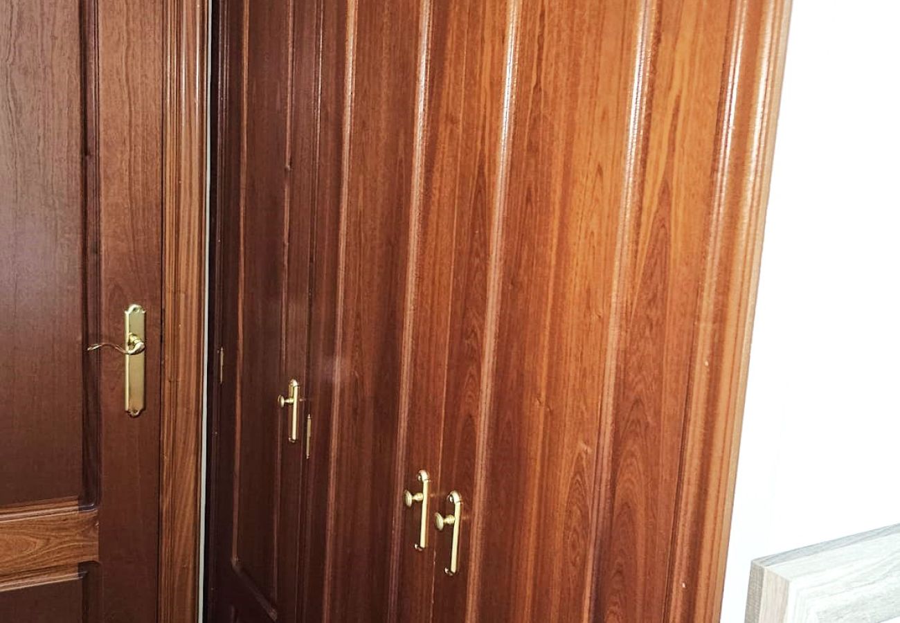 Rent by room in Santiago de Compostela - Santiago Garcia Prieto