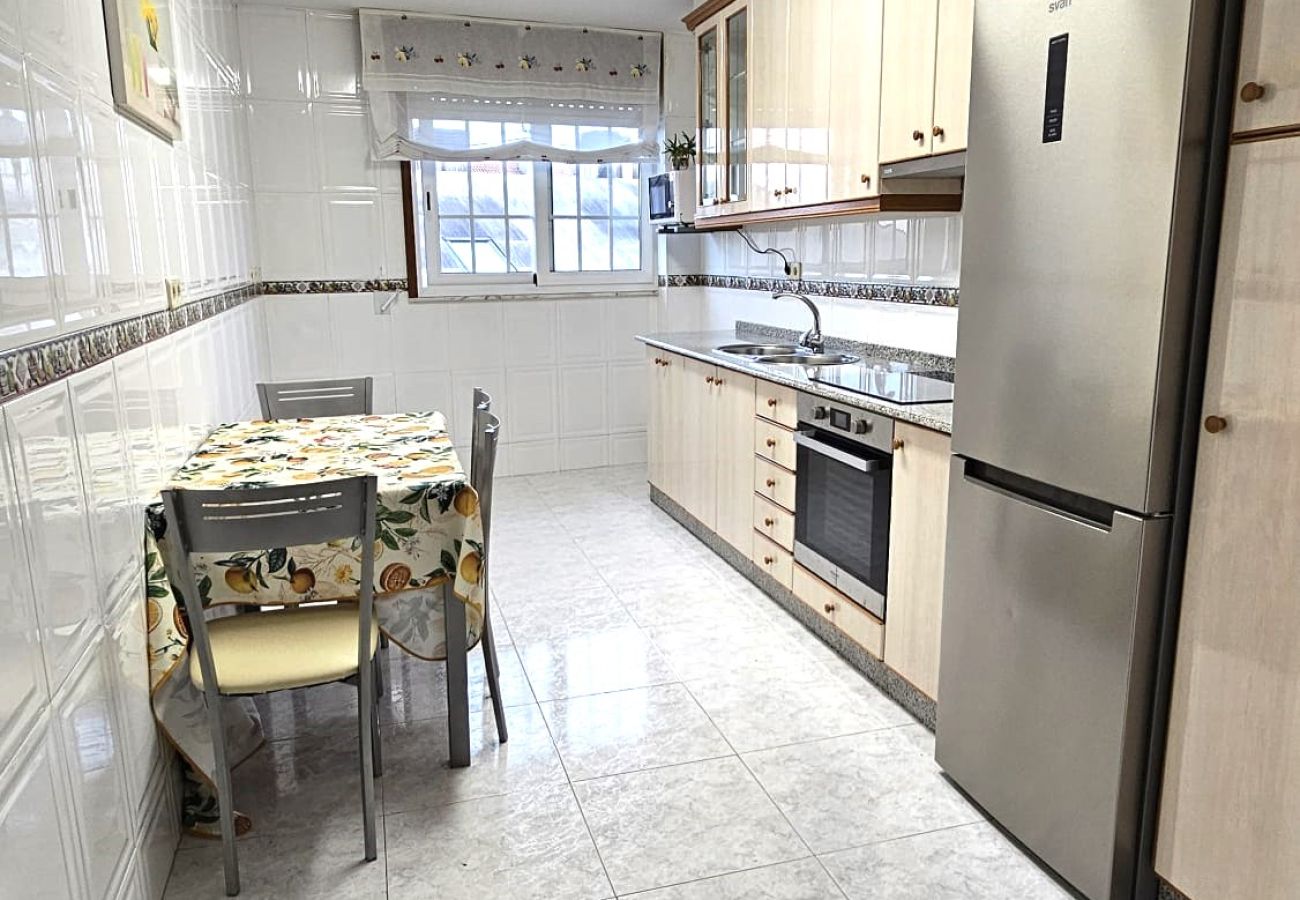 Rent by room in Santiago de Compostela - Santiago Garcia Prieto