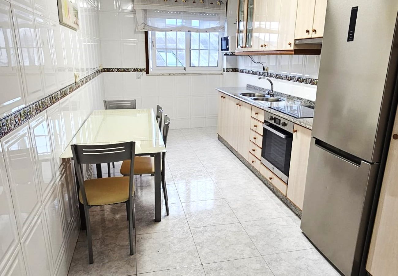 Rent by room in Santiago de Compostela - Santiago Garcia Prieto
