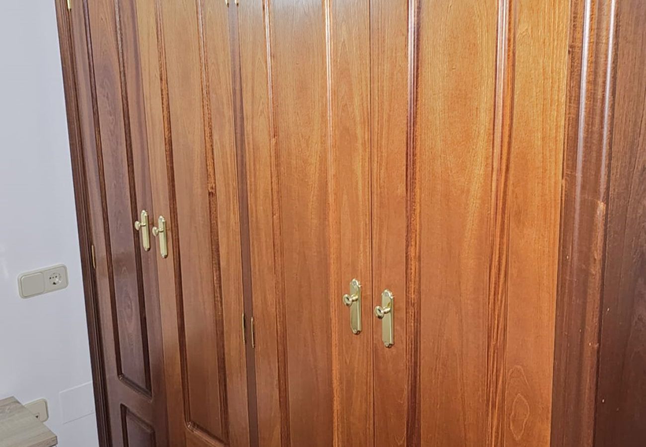 Rent by room in Santiago de Compostela - Santiago Garcia Prieto