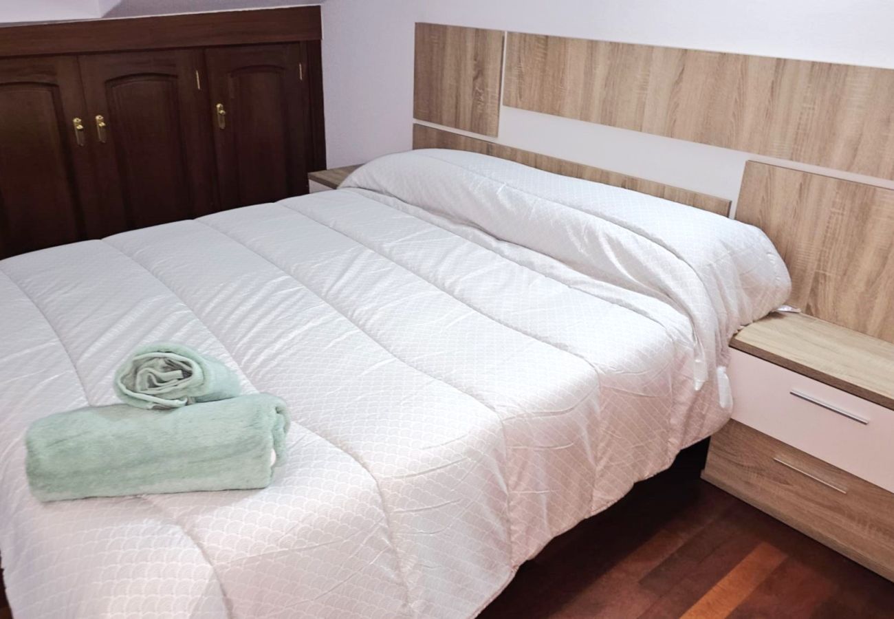 Rent by room in Santiago de Compostela - Santiago Garcia Prieto
