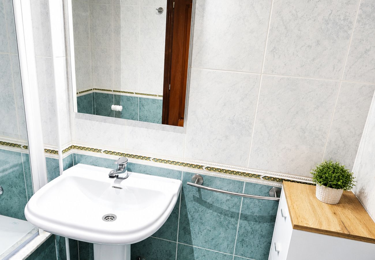Rent by room in Santiago de Compostela - Santiago, García Prieto 2